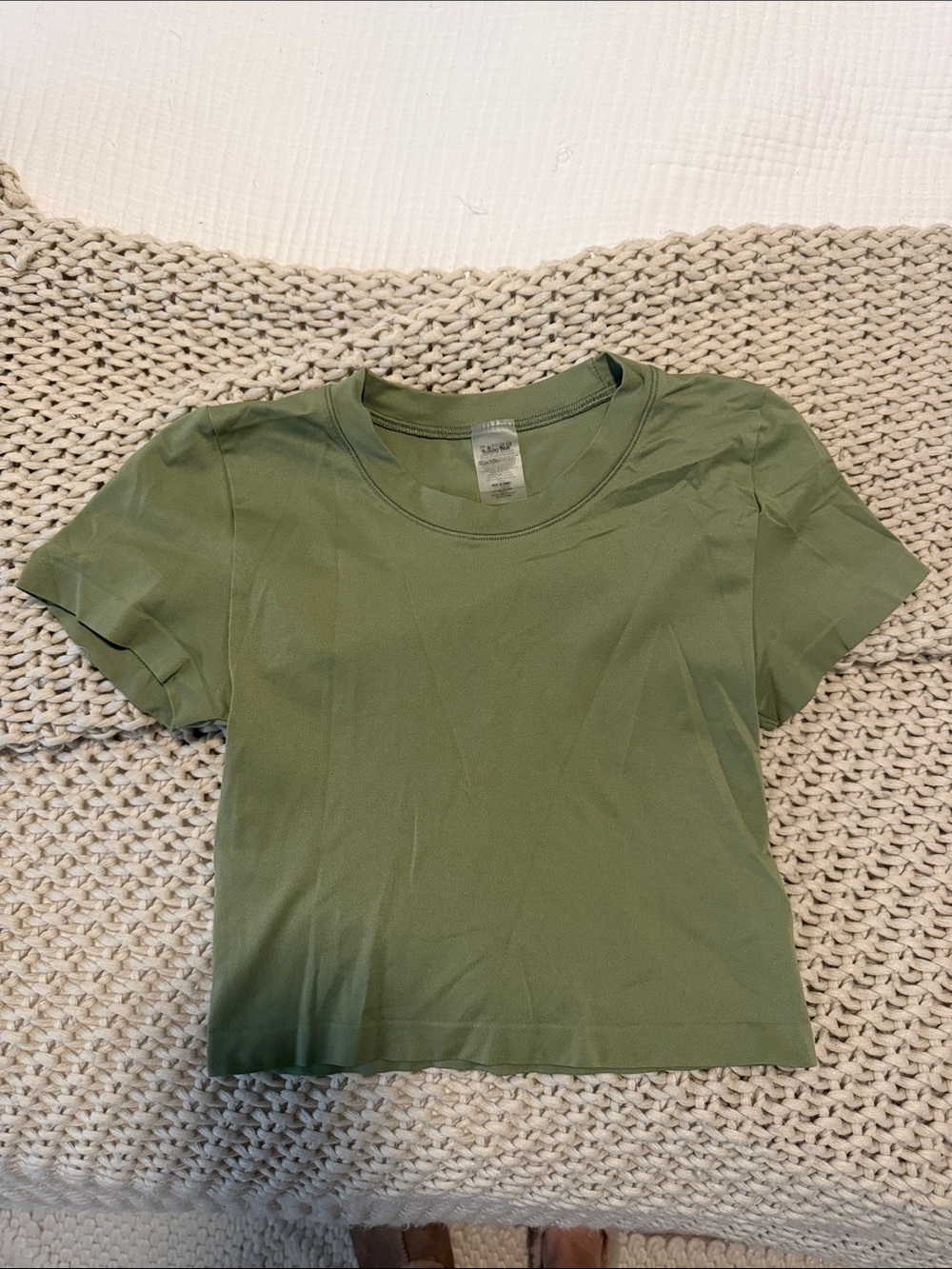 Aritzia Seamless Olive Crewneck Crop Tee